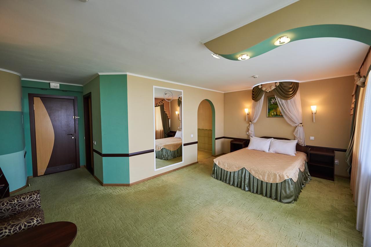 Rassvet Hotel Dnipro Exterior foto