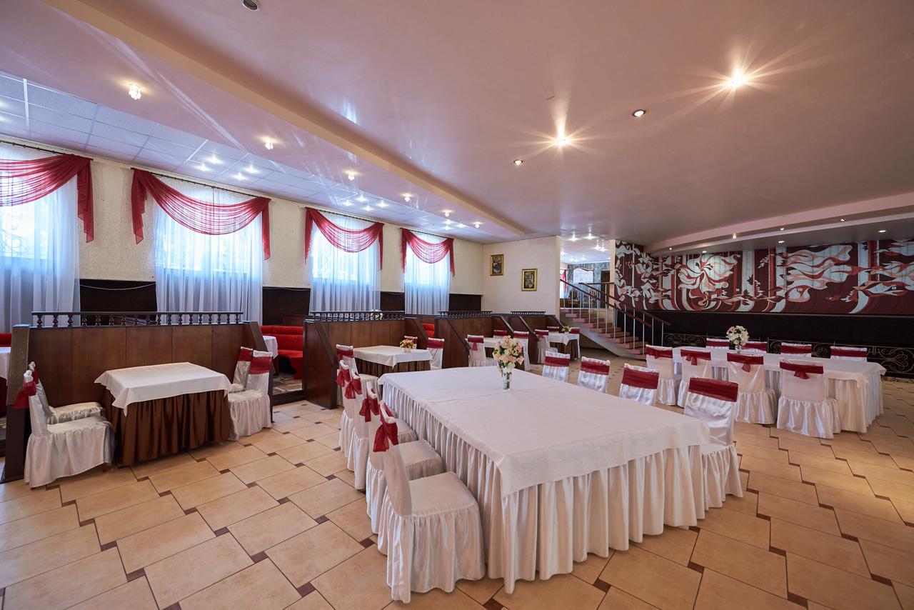 Rassvet Hotel Dnipro Exterior foto