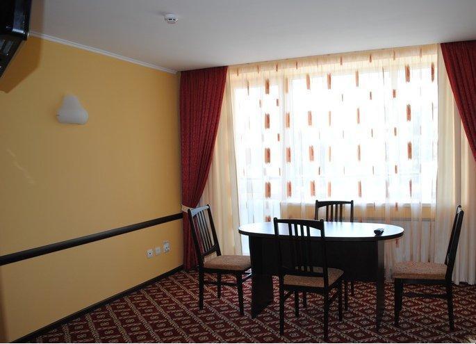Rassvet Hotel Dnipro Habitación foto